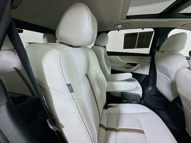 Used 2024 MAZDA CX-90 3.3 Turbo w/ Premium Plus Pkg image 29