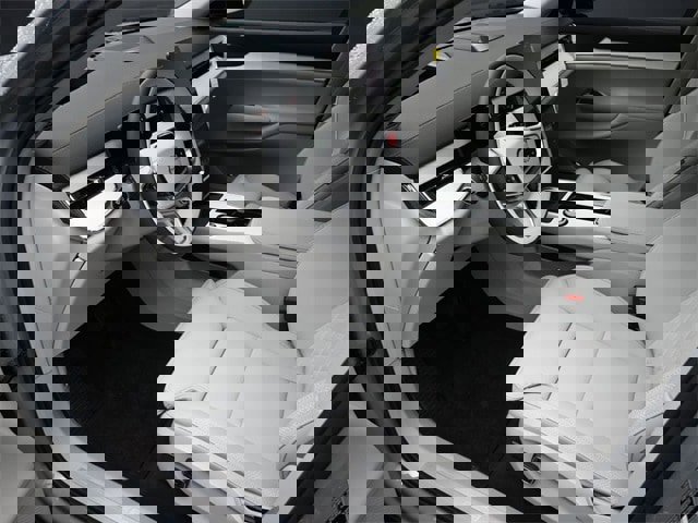 New 2025 Volvo EX90 Ultra image 15