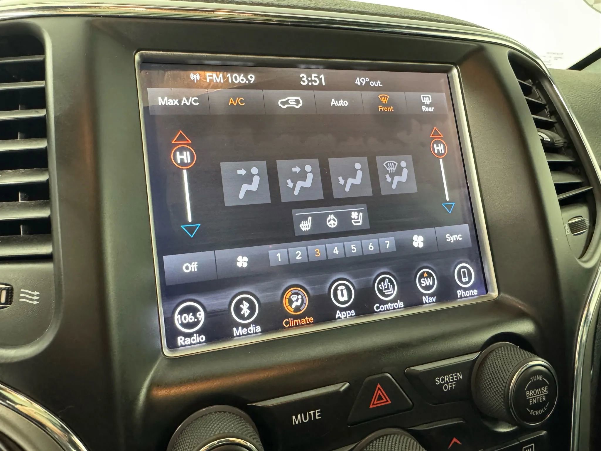 Used 2018 Jeep Grand Cherokee Overland image 21