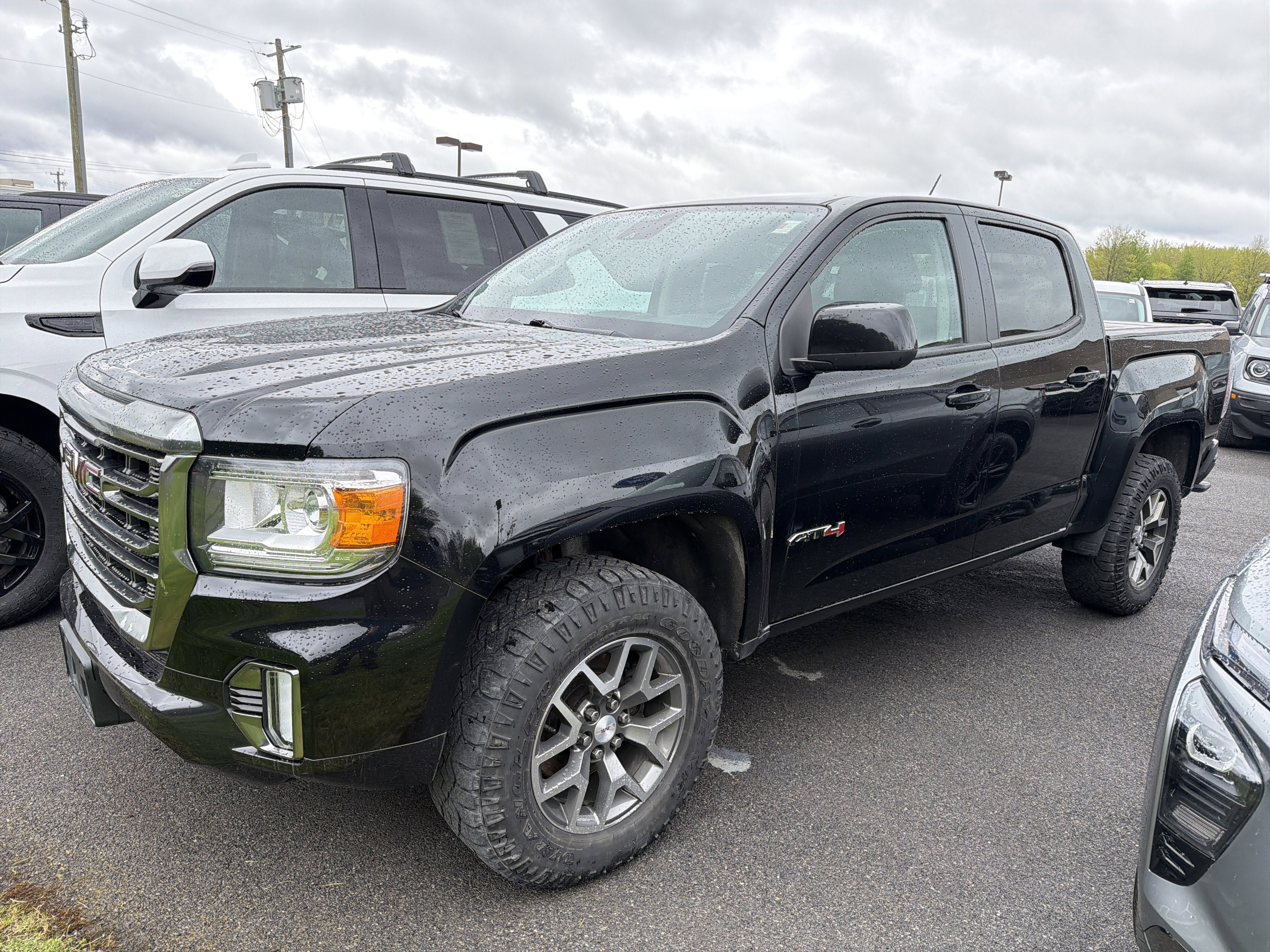 Used 2021 GMC Canyon AT4 w/ Driver Alert Package AWD/4WD image 4