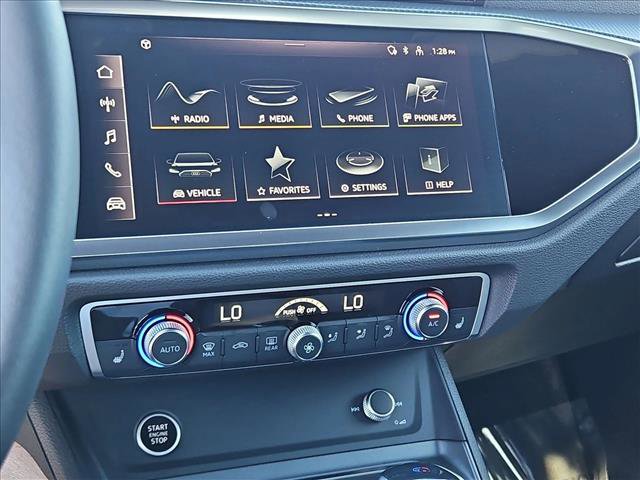 Certified 2025 Audi Q3 2.0T Premium w/ Convenience Package image 14