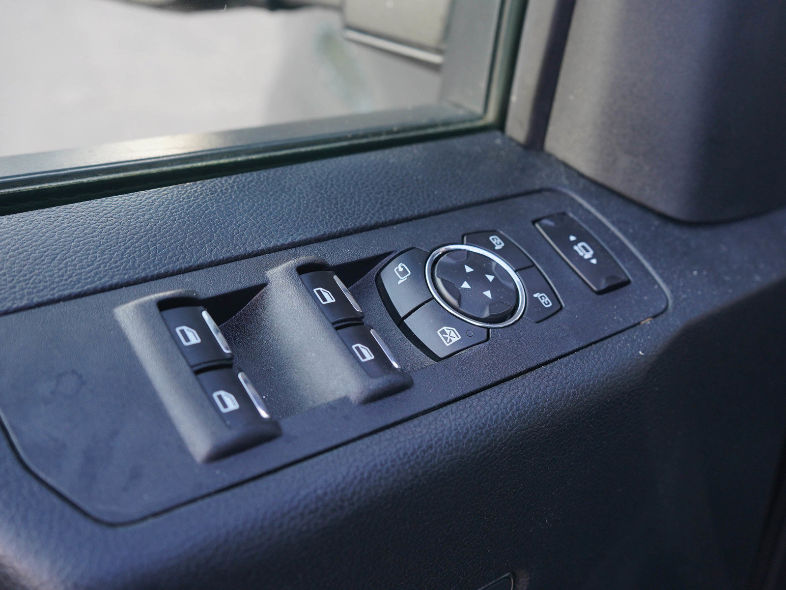 Used 2019 Ford F250 Lariat AWD/4WD image 24