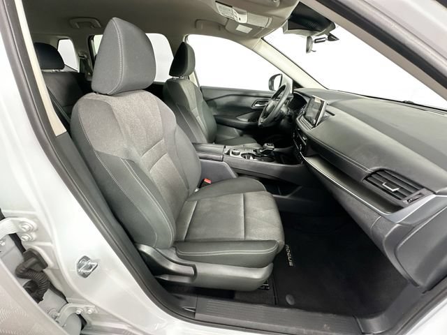 Used 2025 Nissan Rogue SV AWD/4WD image 27