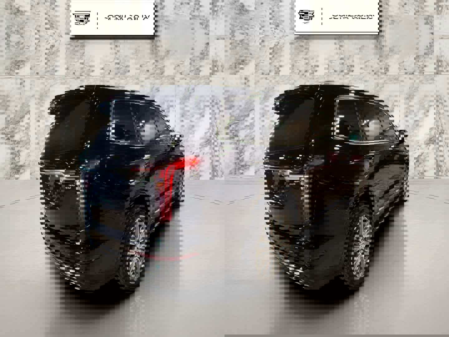 Used 2024 Cadillac XT6 Premium Luxury w/ Platinum Package image 5