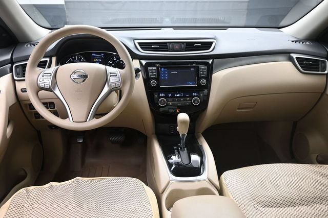 Used 2015 Nissan Rogue SV w/ SV Premium Package FWD image 30