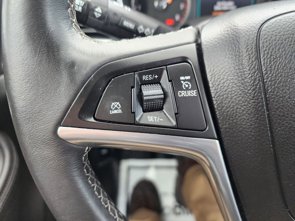 Certified 2022 Buick Encore Preferred image 33