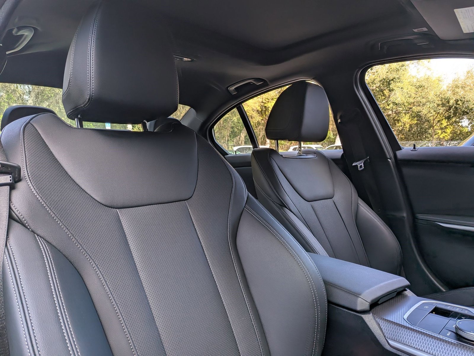 Used 2025 BMW 330i xDrive 330i xDrive image 15