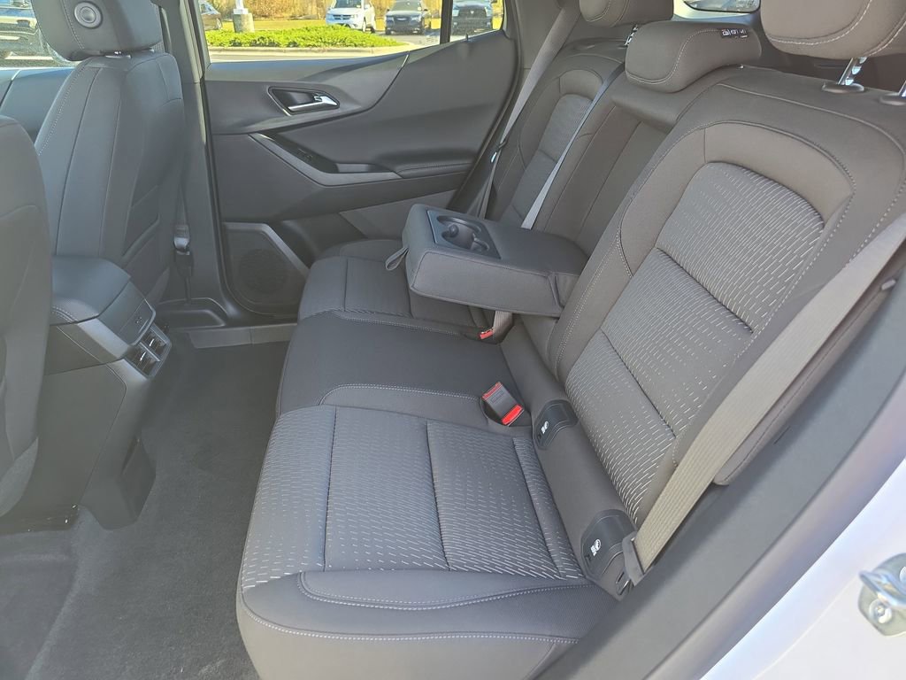 New 2026 Chevrolet Equinox LT image 13