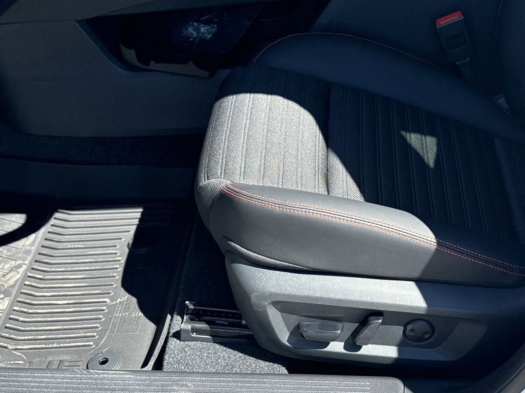 New 2026 Nissan Rogue SV AWD/4WD image 21