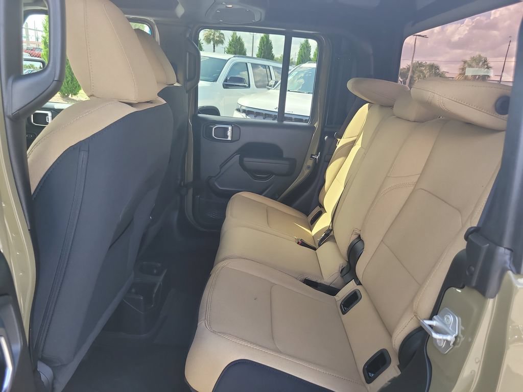 New 2026 Jeep Gladiator Willys AWD/4WD image 13