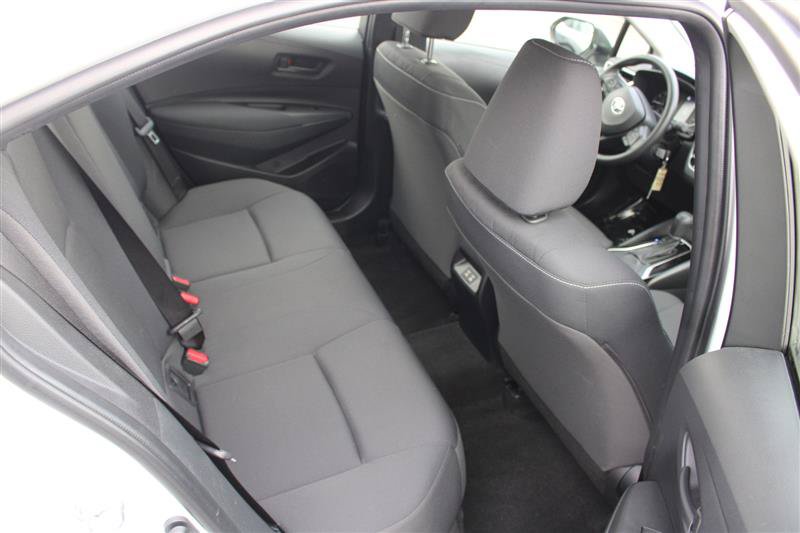 Used 2025 Toyota Corolla LE FWD image 10