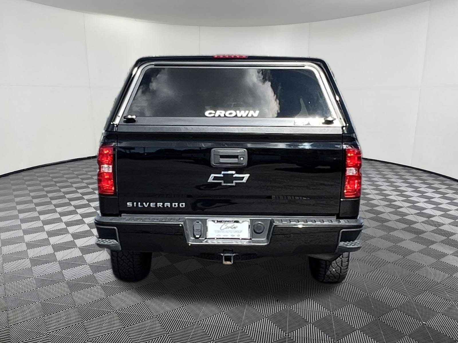 Used 2018 Chevrolet Silverado 1500 Custom w/ LPO, Black Pack AWD/4WD image 5