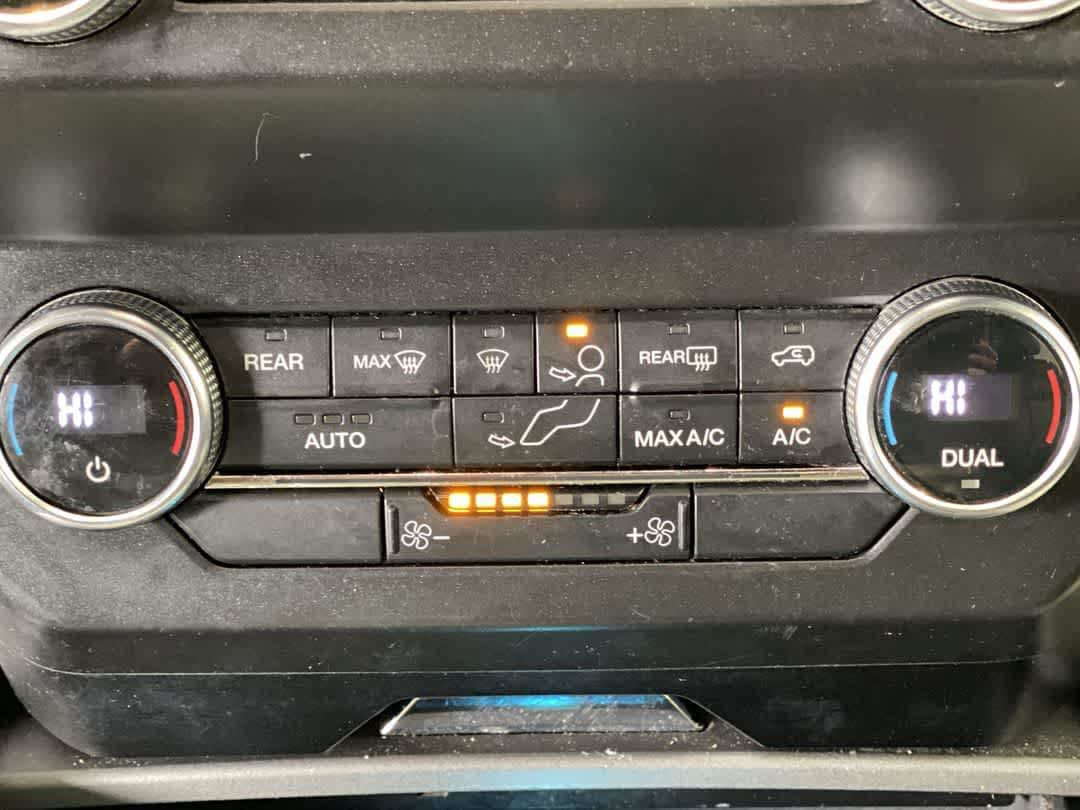Used 2019 Ford Expedition XLT w/ Equipment Group 201A AWD/4WD image 20
