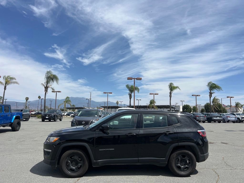 Used 2018 Jeep Compass Sport image 5