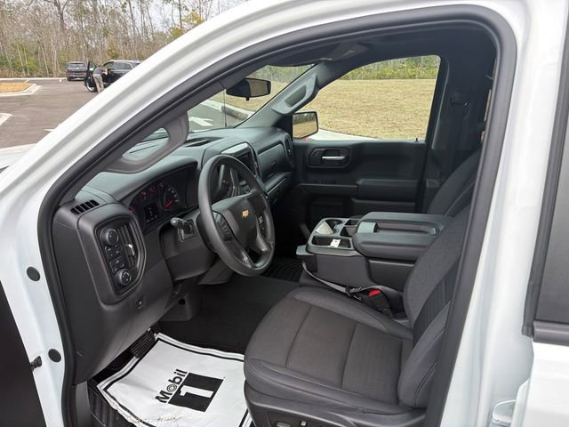 Used 2024 Chevrolet Silverado 1500 Custom image 3