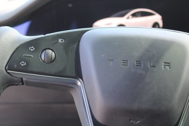 Used 2023 Tesla Model X AWD/4WD image 15