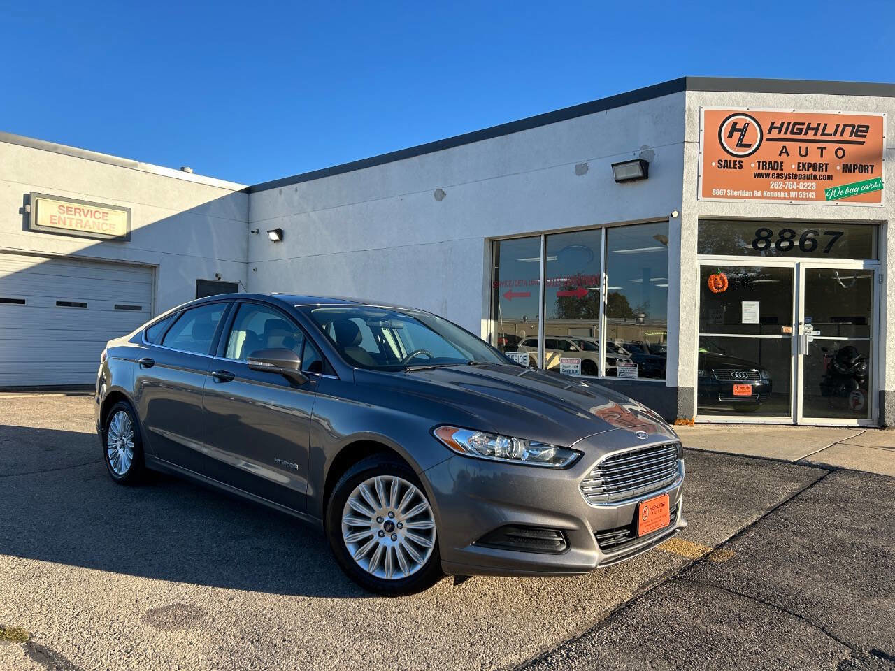 Used 2013 Ford Fusion SE image 2