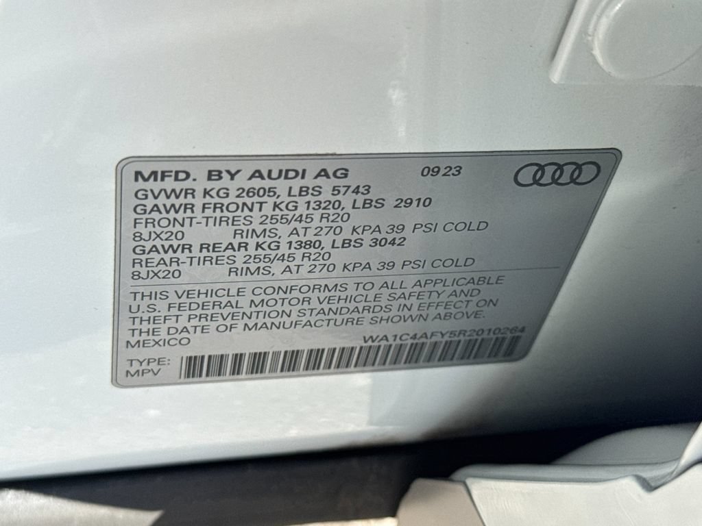 Certified 2024 Audi SQ5 Prestige AWD/4WD image 40