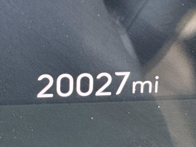 Used 2024 Buick Envista Preferred image 32