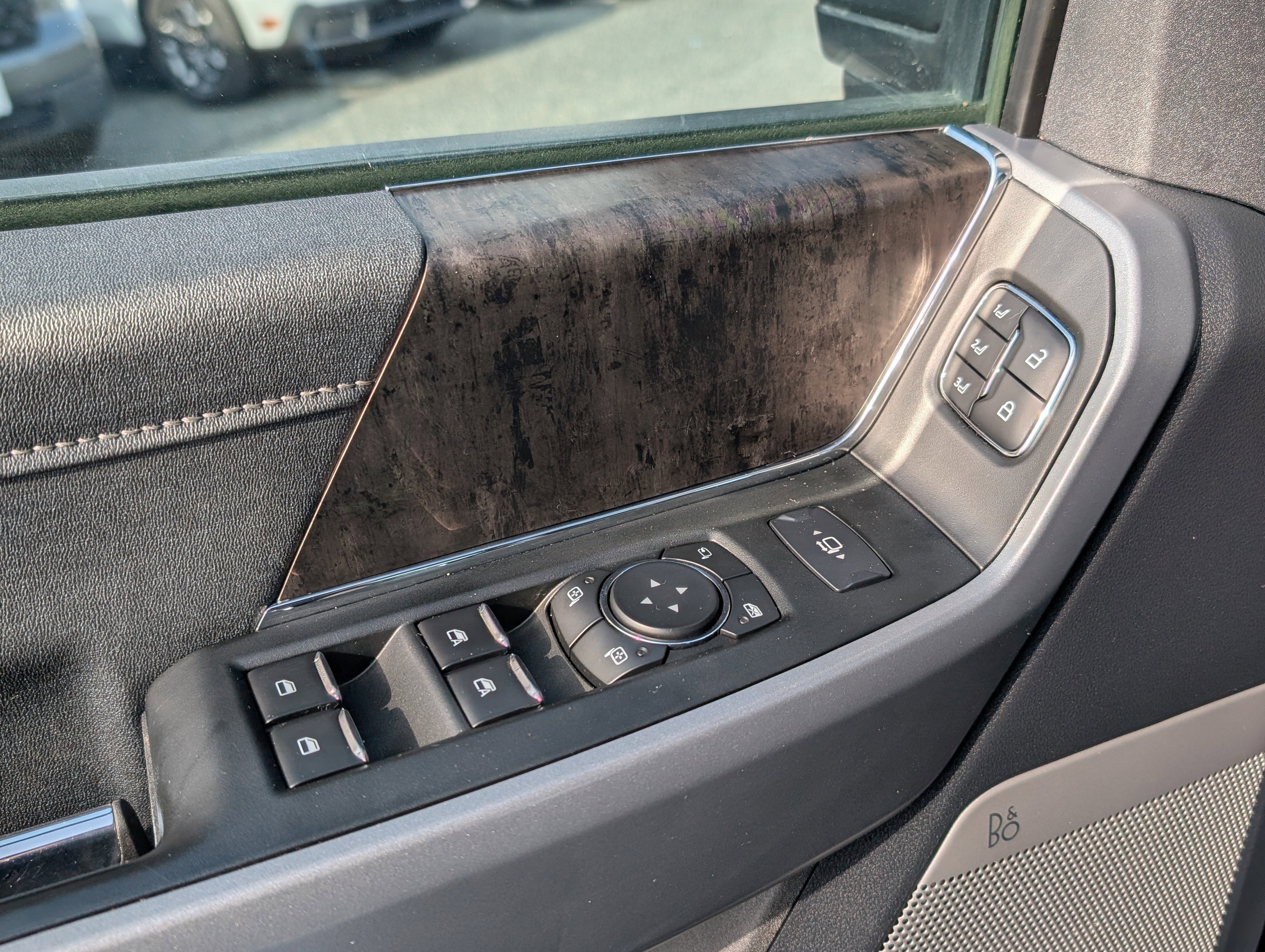 Certified 2024 Ford F350 Lariat w/ Lariat Ultimate Package image 20