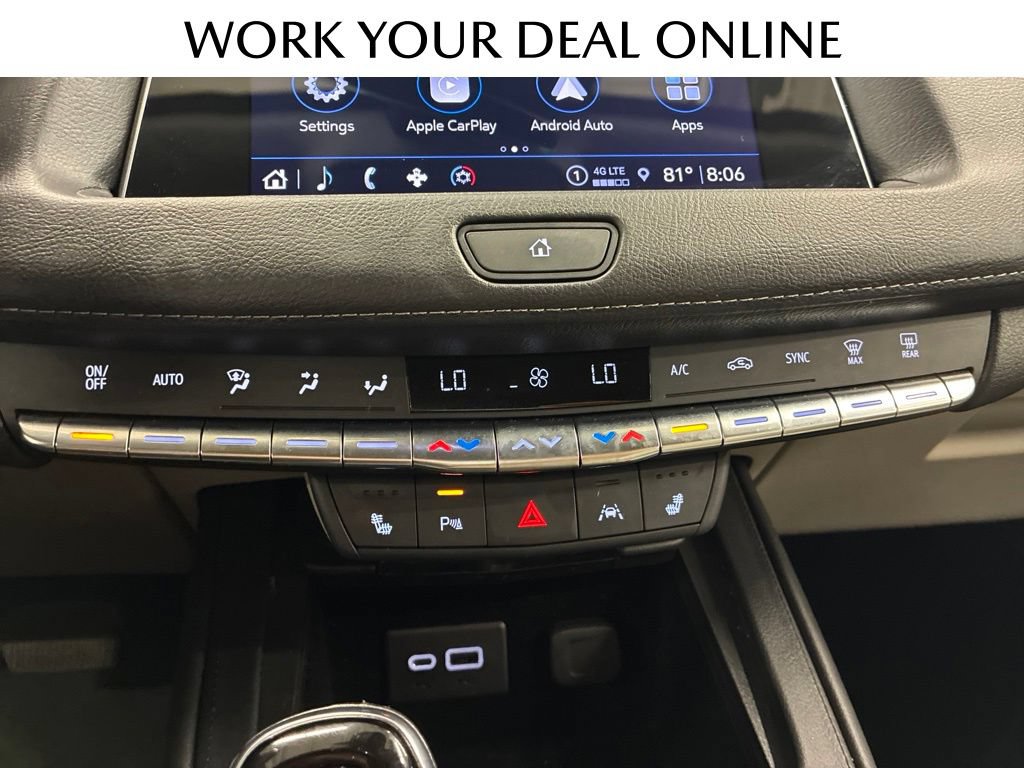 Used 2022 Cadillac XT4 Luxury w/ Cold Weather Package AWD/4WD image 19