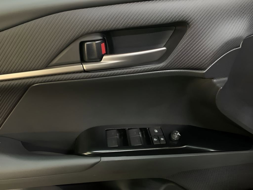 New 2026 Toyota Camry SE image 11