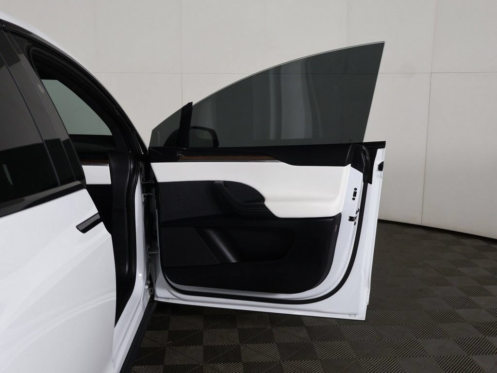 Used 2022 Tesla Model X AWD/4WD image 22