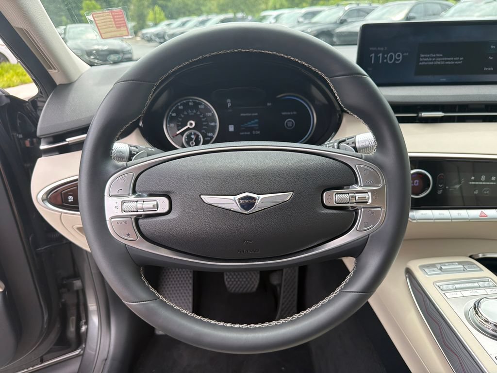 Used 2024 Genesis GV70 2.5T w/ Advanced Package AWD/4WD image 26
