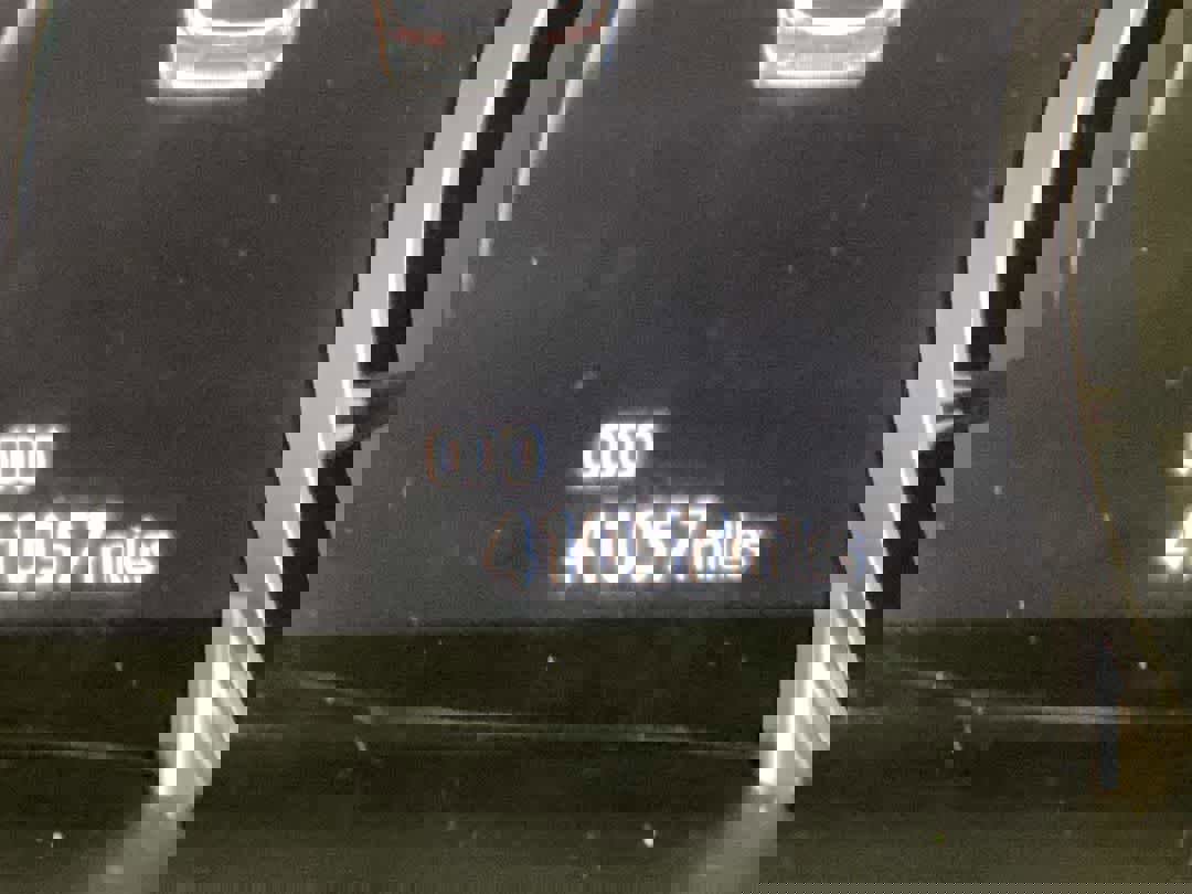 Used 2023 Toyota Highlander L image 17