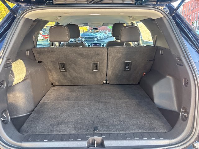 Used 2021 Chevrolet Equinox LS w/ LPO, Floor Liner Package AWD/4WD image 20