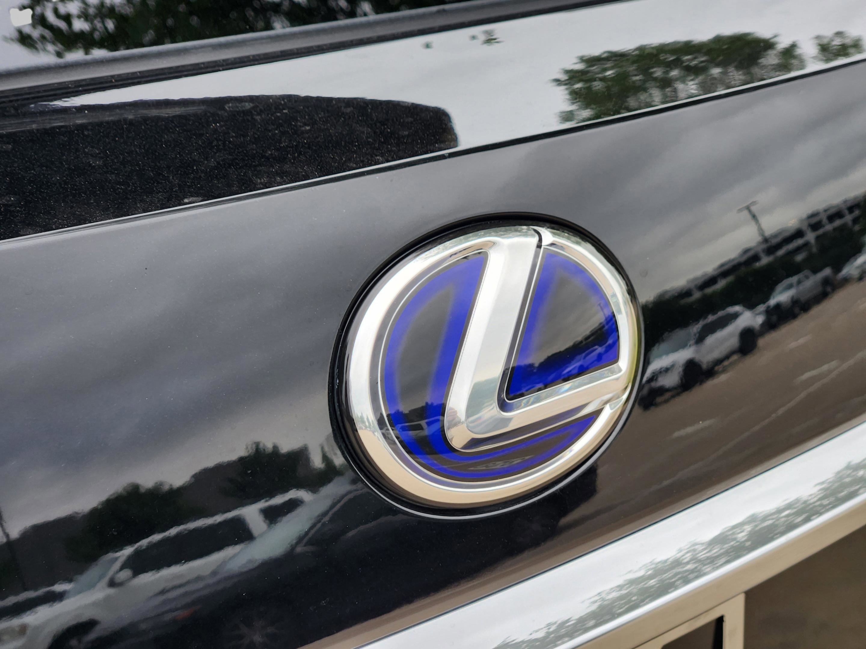 Certified 2022 Lexus RX 450h AWD w/ Premium Package image 40