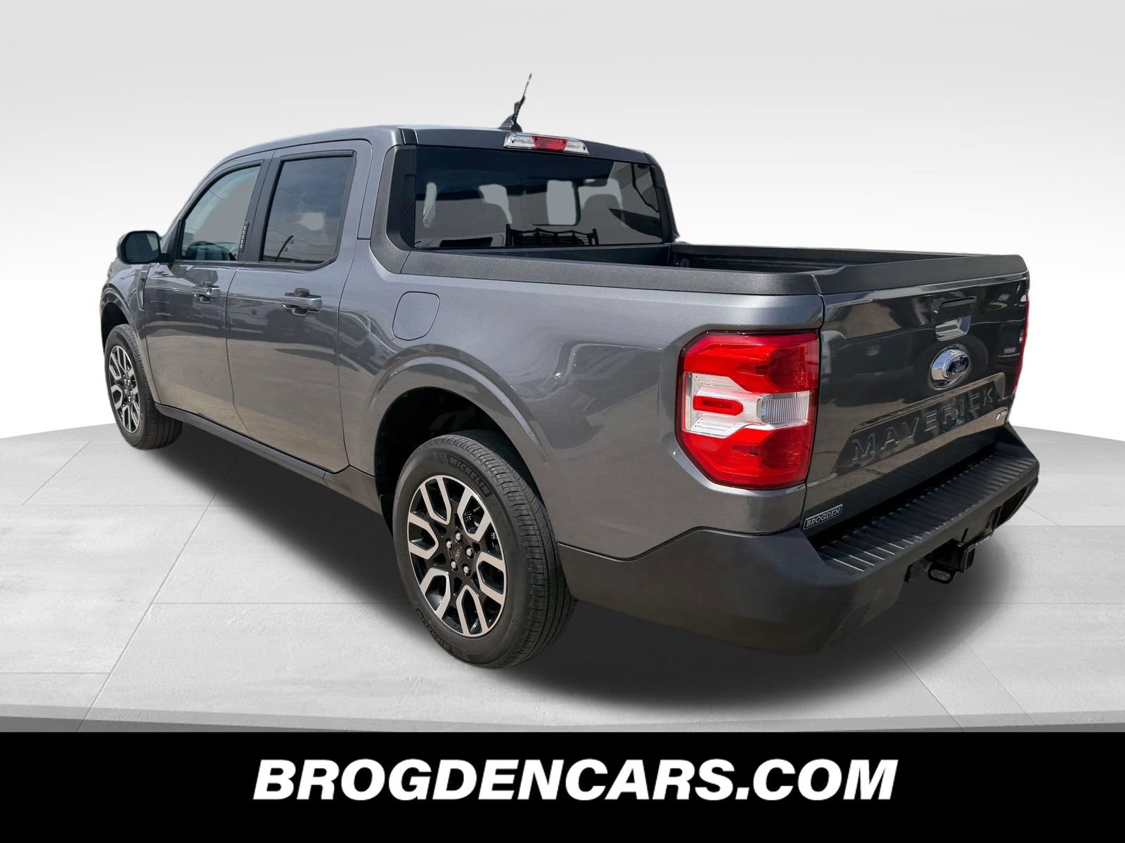 Used 2023 Ford Maverick Lariat w/ Lariat Luxury Package AWD/4WD image 6