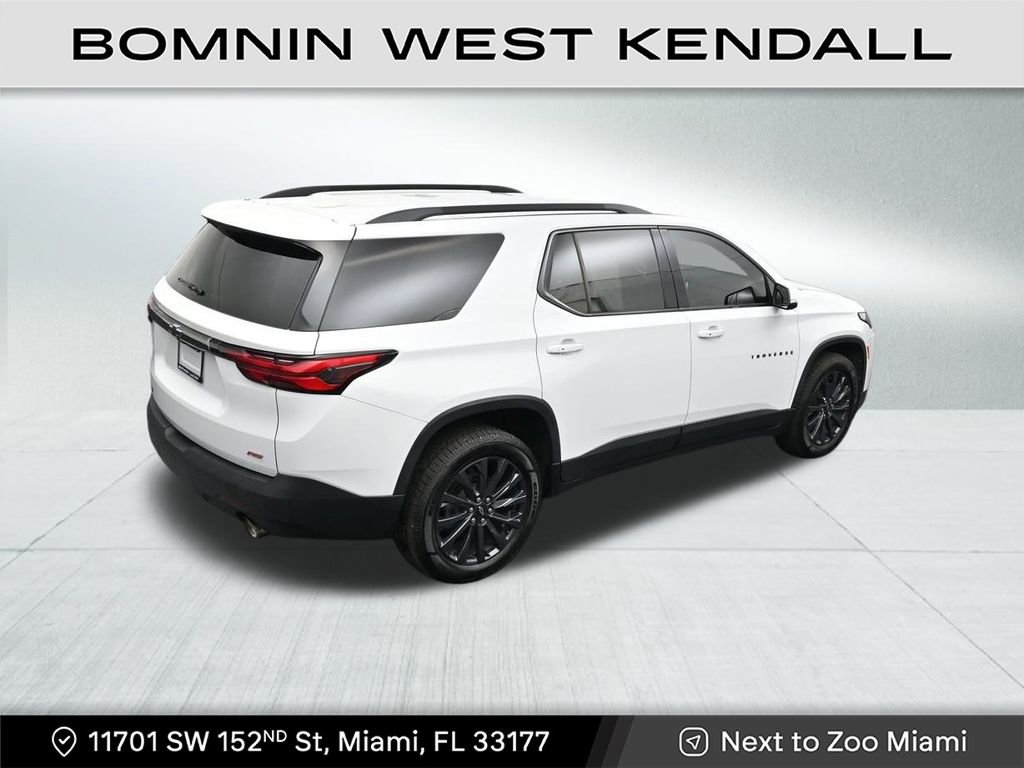 Used 2022 Chevrolet Traverse RS image 16