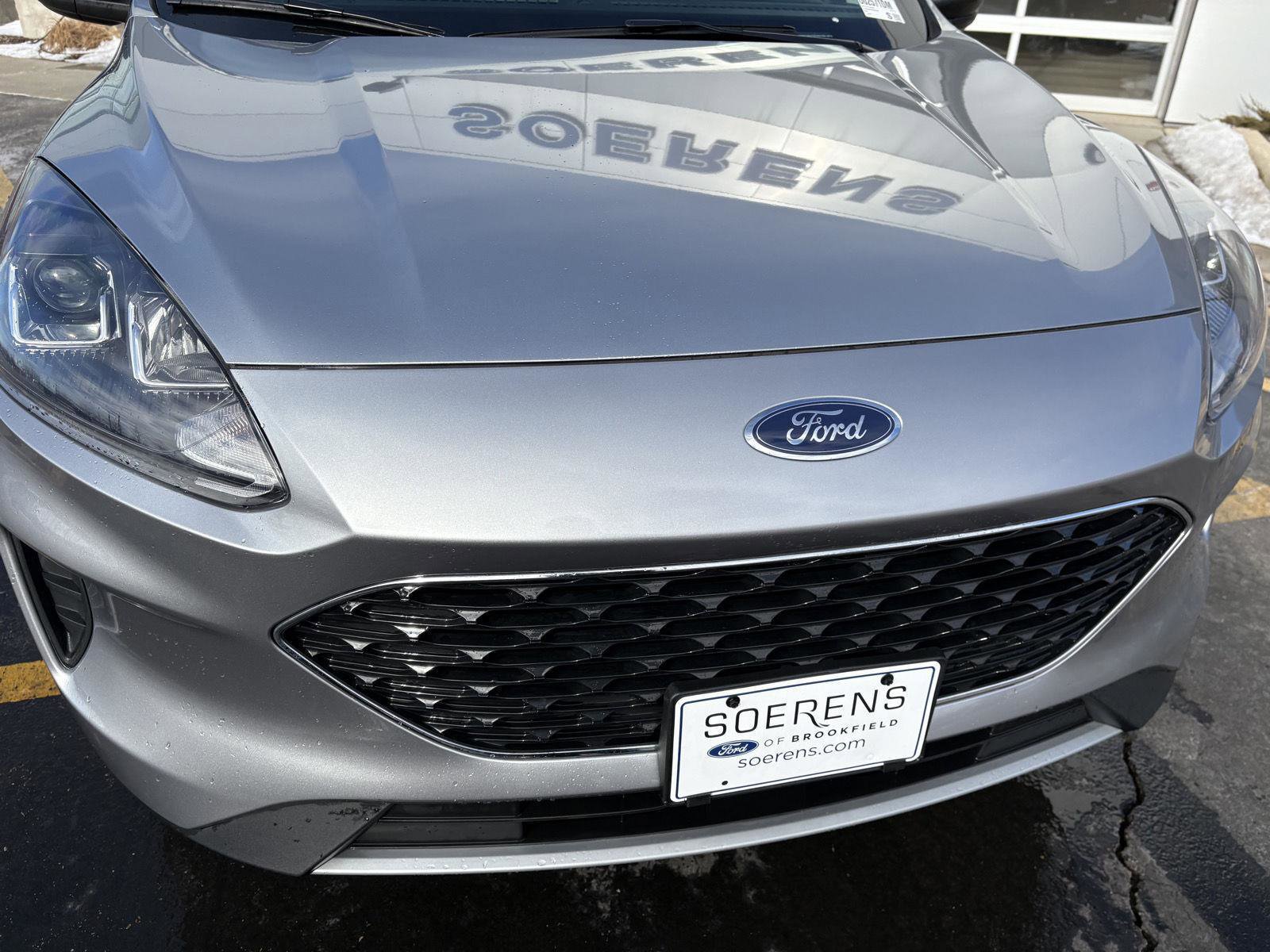 Used 2022 Ford Escape SE w/ Cold Weather Package image 24