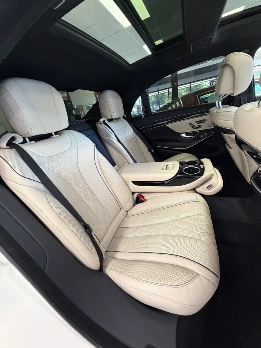 Used 2019 Mercedes-Benz S 560 Sedan image 15