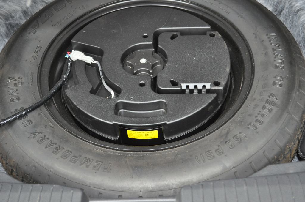 Used 2024 Nissan Rogue SV image 23