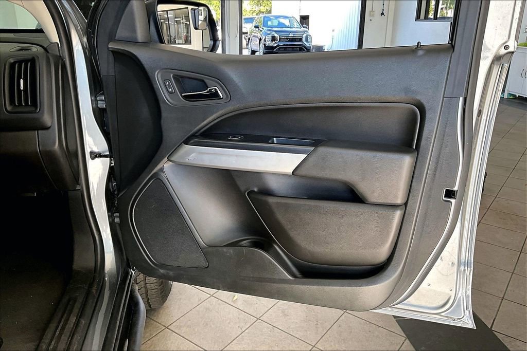 Used 2022 Chevrolet Colorado LT w/ LT Convenience Package RWD image 26