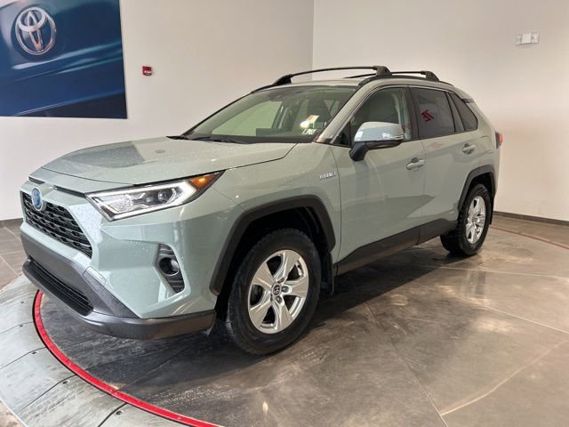 Used 2021 Toyota RAV4 XLE w/ XLE Grade Weather Package AWD/4WD image 2
