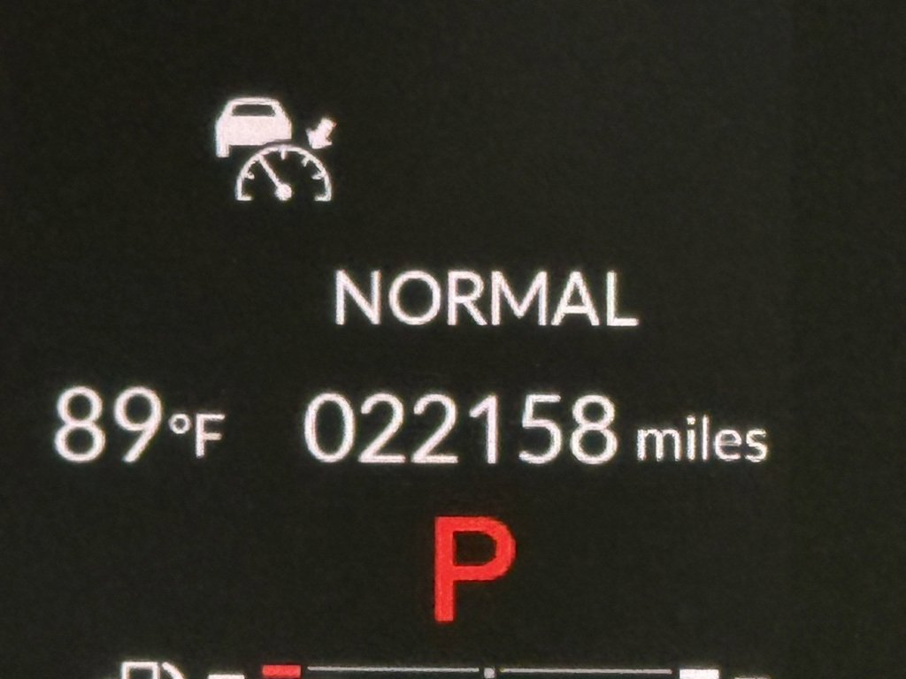 Used 2023 Honda Pilot Touring image 17