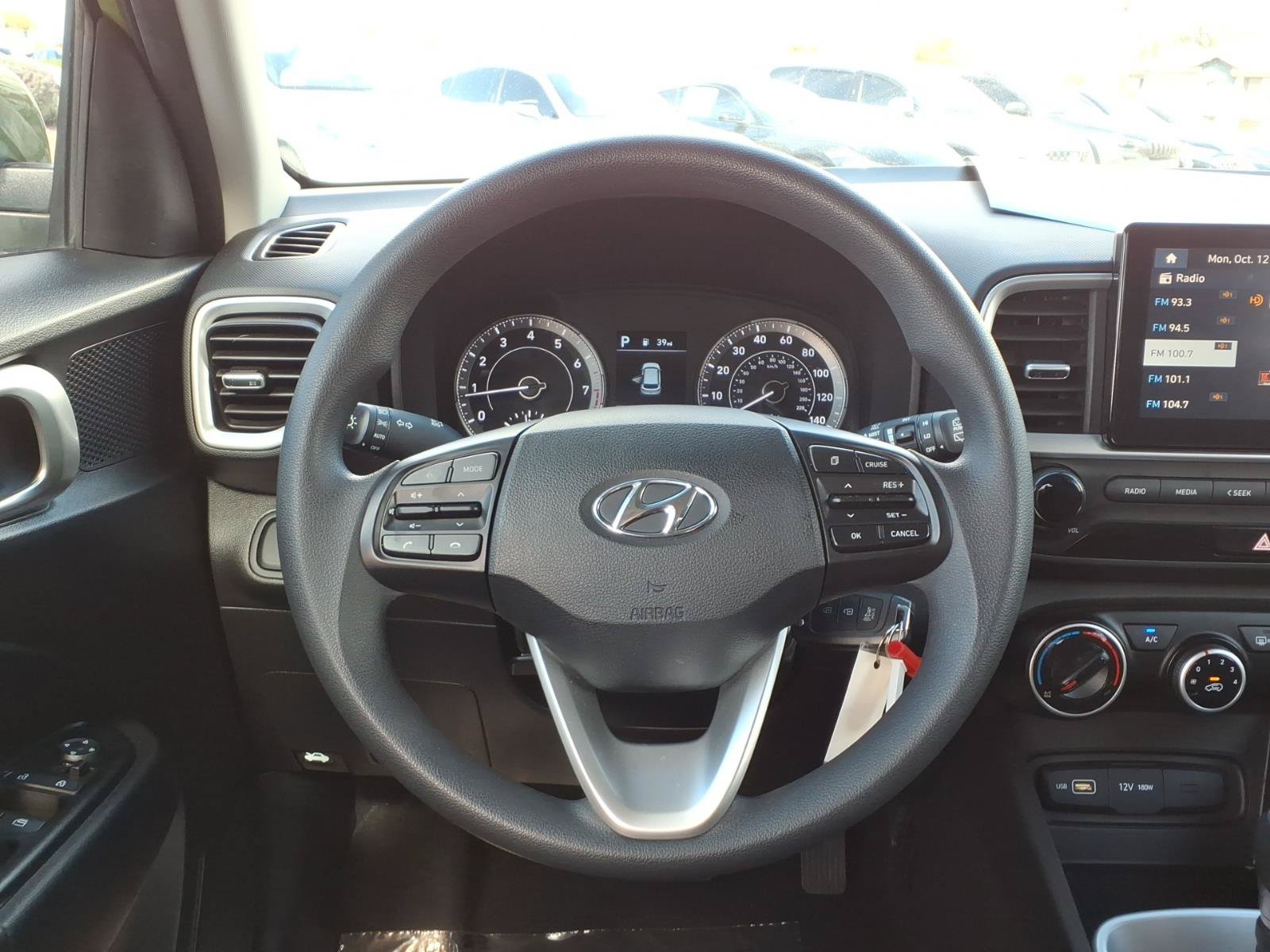 Used 2022 Hyundai Venue SE FWD image 20