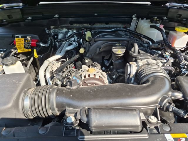 Used 2024 Jeep Gladiator Sport AWD/4WD image 25