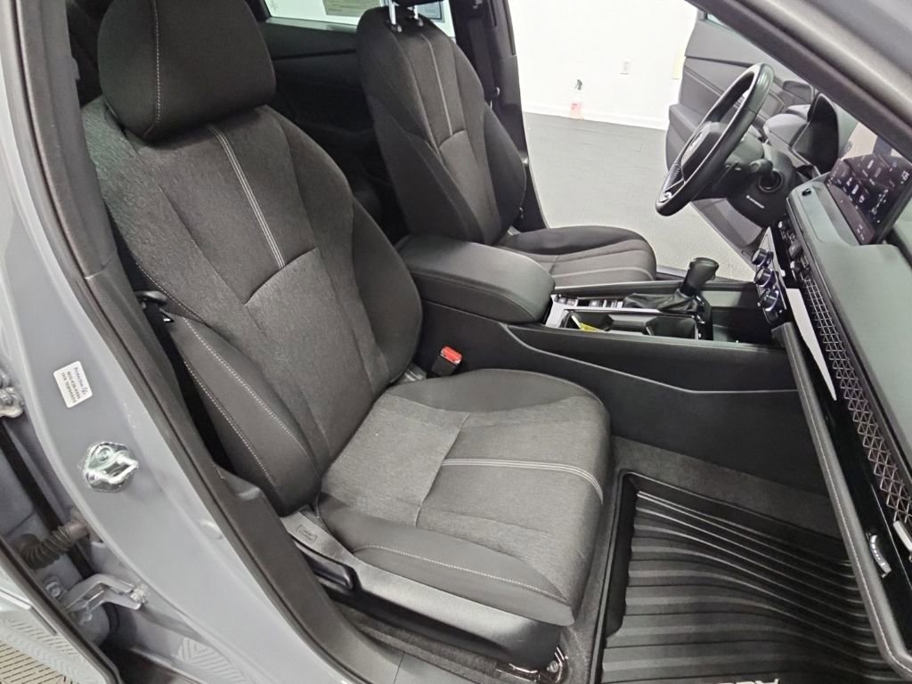 Used 2025 Honda Accord Sport image 38