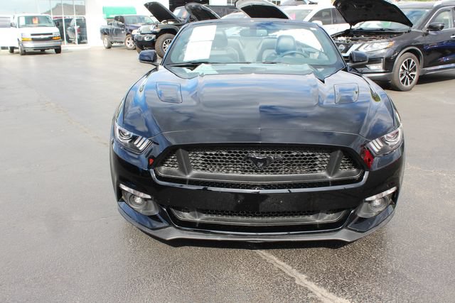 Used 2017 Ford Mustang GT Premium w/ Equipment Group 401A RWD image 32