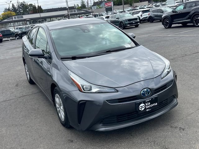 Used 2021 Toyota Prius L Eco w/ Carpet Mat Package (TMS) FWD image 4