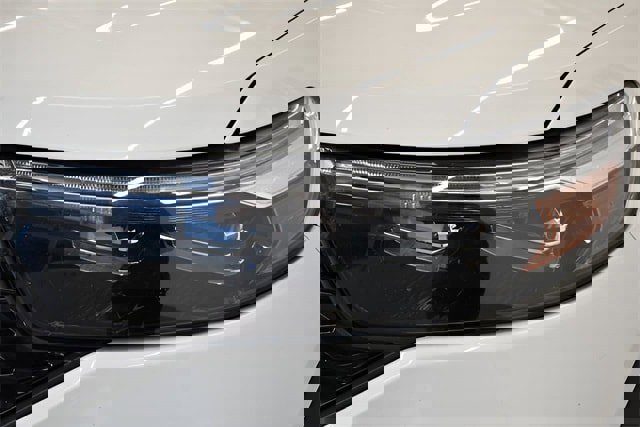 Used 2023 Ford Explorer ST w/ Equipment Group 401A image 17