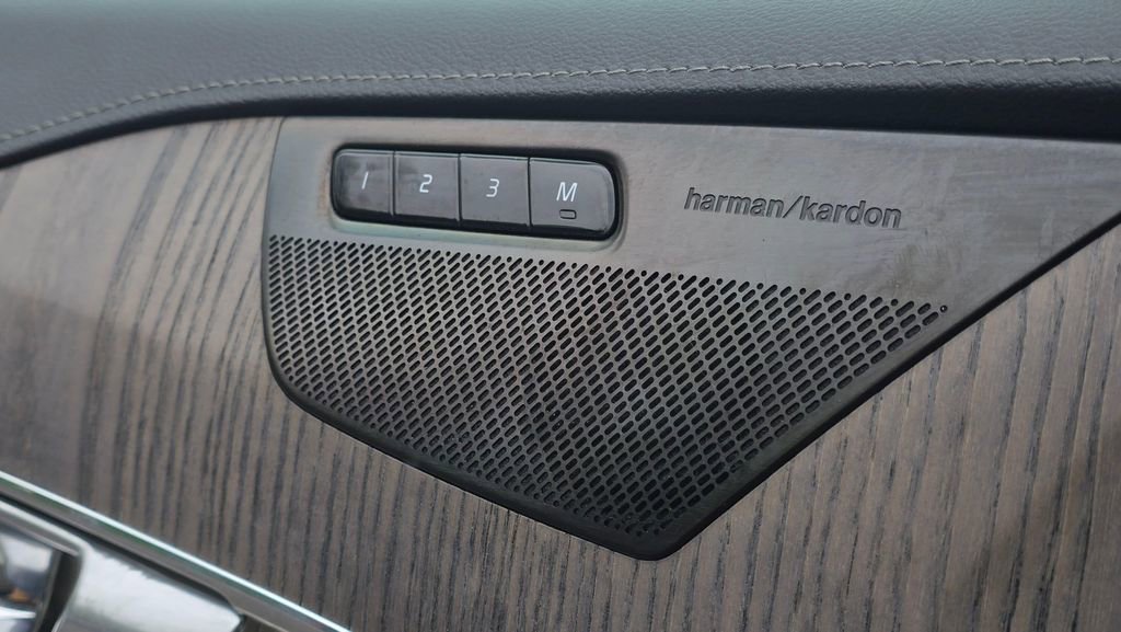 Used 2020 Volvo XC90 T8 Inscription AWD/4WD image 24