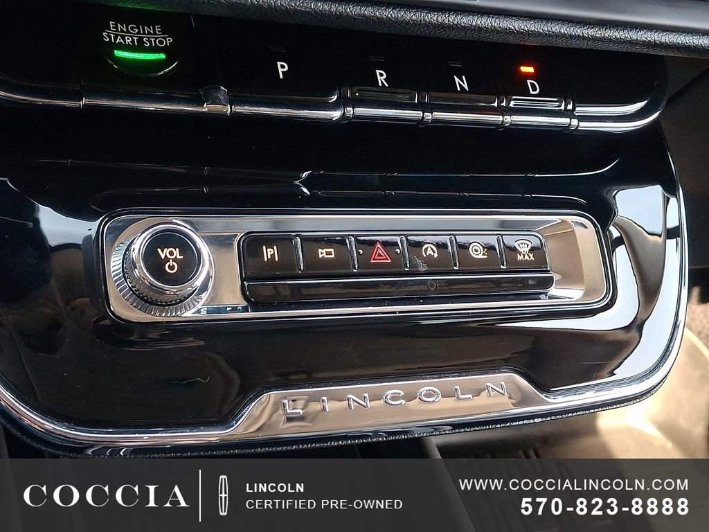Certified 2023 Lincoln Corsair AWD image 17