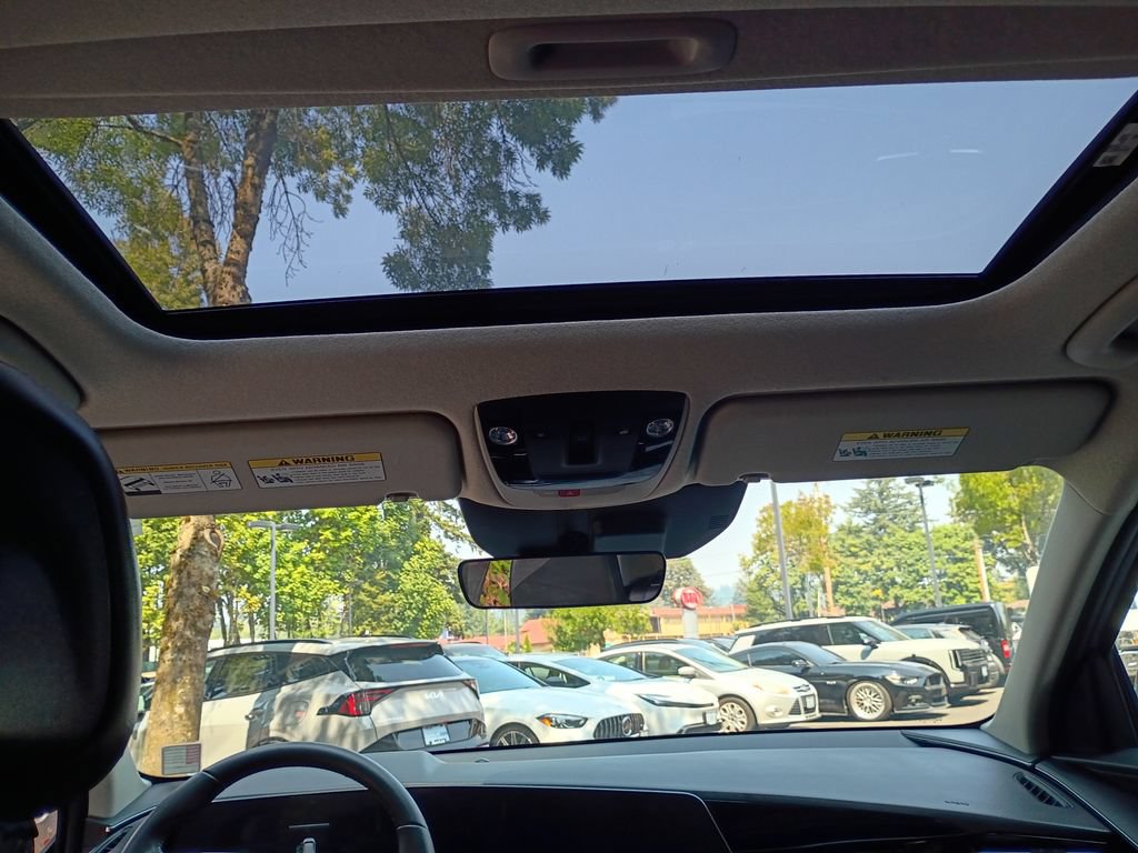 Certified 2025 Kia Niro FWD image 19