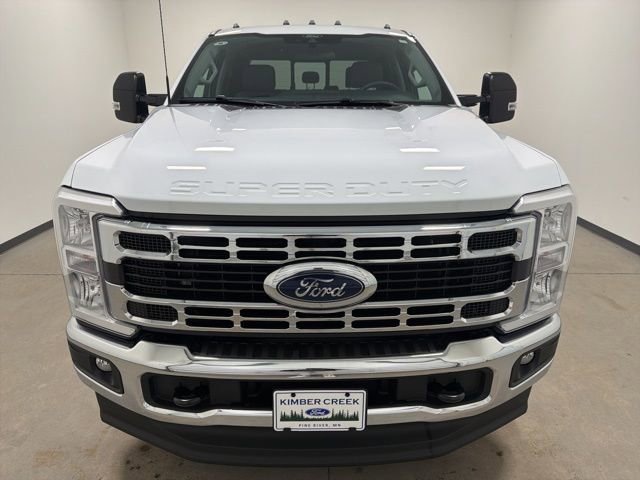 Used 2026 Ford F350 XLT AWD/4WD image 2