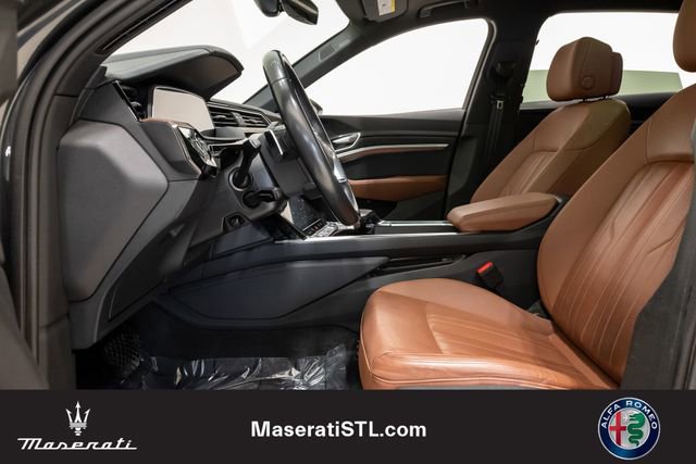 Used 2023 Audi e-tron Premium Plus w/ Premium Plus Package image 10